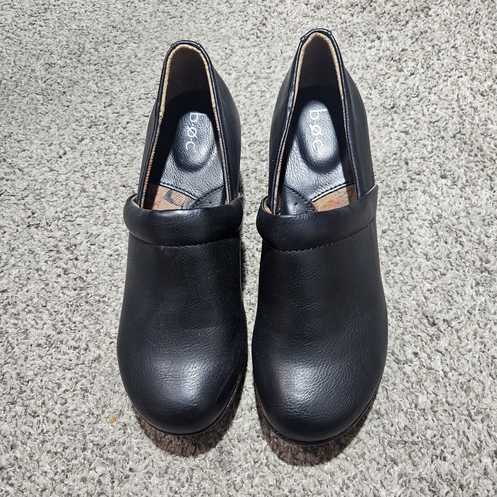 b.o.c. Women's Black Slip-On Shoes